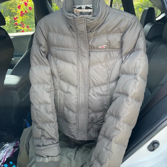Gray Puffer Jacket - Picture 2 of 6